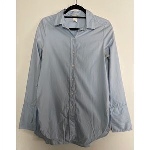 H&M BLUE COLLARED BUTTON DOWN SHIRT